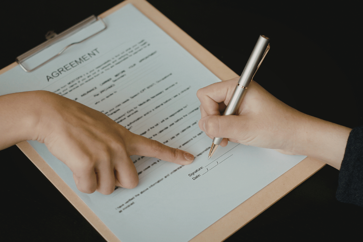 Jasa Legalisir Notaris Bahasa Inggris Terpercaya | Times Penerjemah